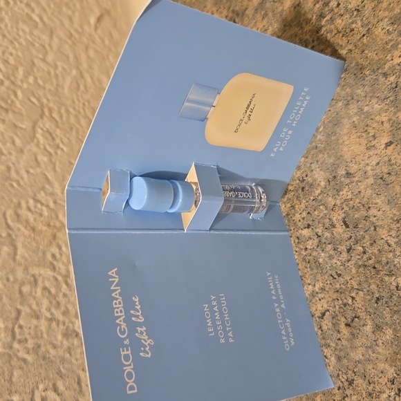 Dolce & Gabbana Light Blue Perfume Brand New - Picture 3 of 3